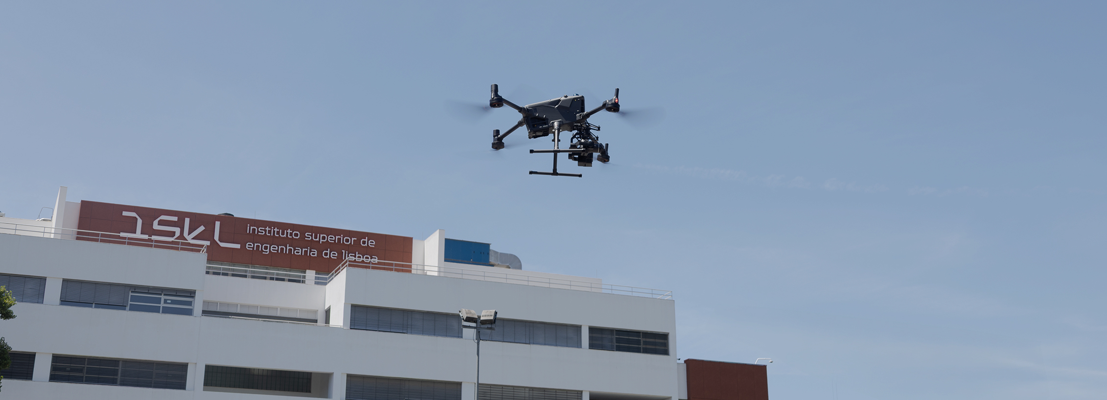 Da inovação à defesa: ISEL e TEKEVER unem-se para formar especialistas em drones