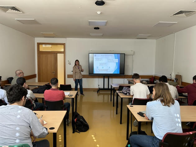 Departamento de Engenharia Civil recebe a professora Anna Juzwa