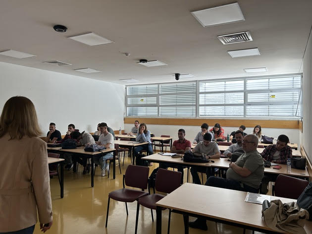 Departamento de Engenharia Civil recebe a professora Anna Juzwa
