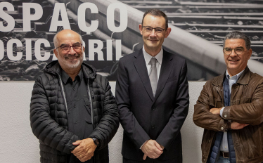 ISEL inaugura nova sala de estudo 24 horas com espaço lounge