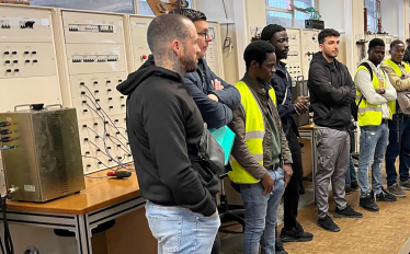 Visita do CENFIC ao Laboratório de Máquinas Elétricas do DEEEA 